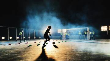 曼联开设永久性比赛日球迷区，打造老特拉福德全新球迷聚集空间（配图示意）